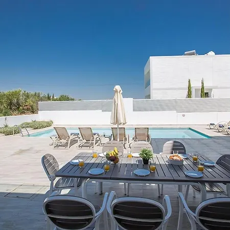 Ochosto Eos - Luxury 5 Bedroom With Private Pool - Close Villa Protaras