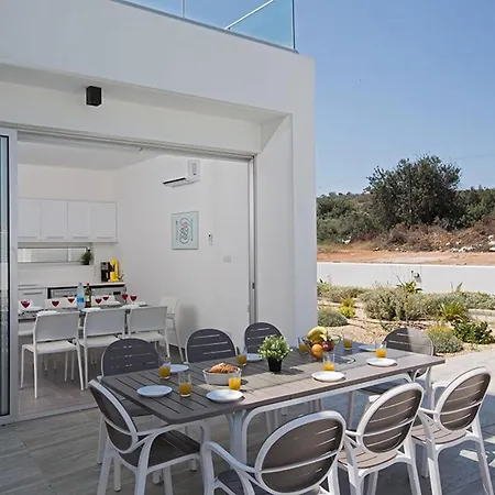 Ochosto Eos - Luxury 5 Bedroom With Private Pool - Close