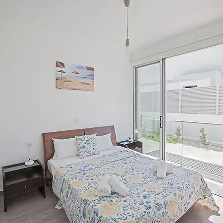 Ochosto Eos - Luxury 5 Bedroom With Private Pool - Close To The * Protaras