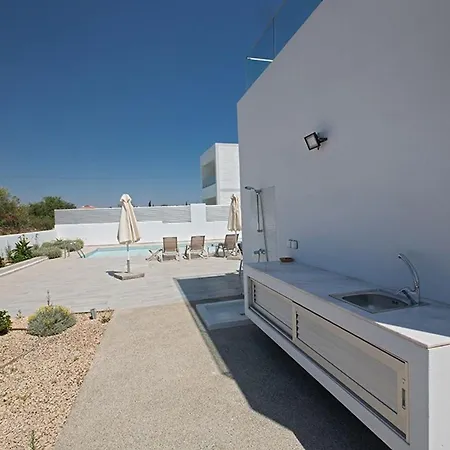 Ochosto Eos - Luxury 5 Bedroom With Private Pool - Close * Protaras