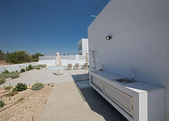 Ochosto Eos - Luxury 5 Bedroom With Private Pool - Close * Protaras