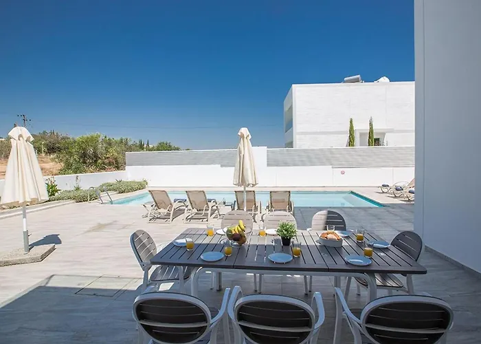 Ochosto Eos - Luxury 5 Bedroom With Private Pool - Close Villa Protaras