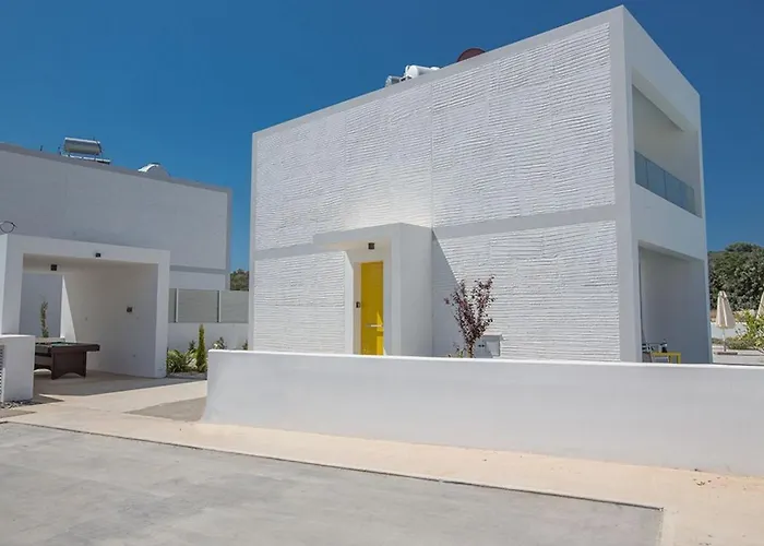 Villa Ochosto Eos - Luxury 5 Bedroom With Private Pool - Close Protaras