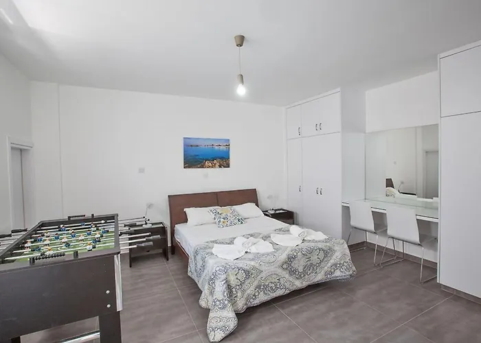 Ochosto Eos - Luxury 5 Bedroom With Private Pool - Close