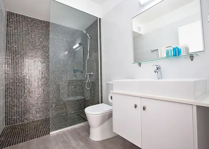 Ochosto Eos - Luxury 5 Bedroom With Private Pool - Close Villa *