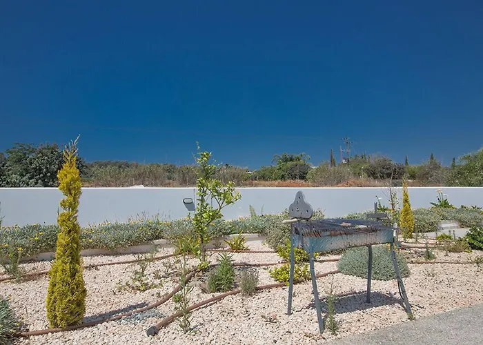 Ochosto Eos - Luxury 5 Bedroom With Private Pool - Close Protaras